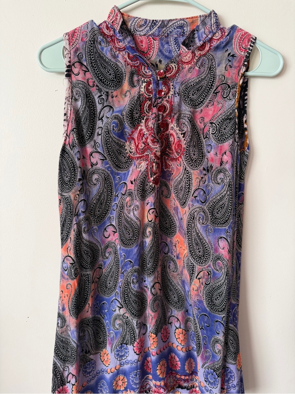 Sleeveless Paisley-Print Camisole in Pink, Blue & Black